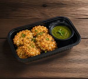 Sabudana Vada With Chutney (4 Pieces)