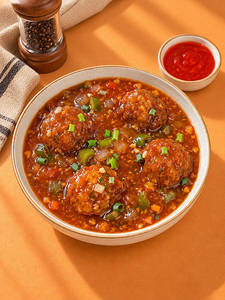 Veg Manchurian Gravy [Serves 1-2]