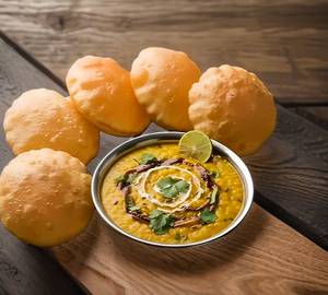 Dal Tadka With 5Poori