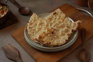 Cheese Garlic Naan