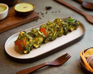 Hariyali Paneer Tikka [6 Pcs]