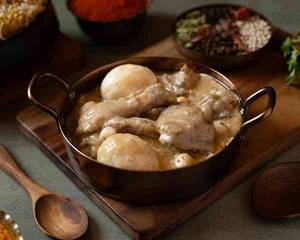 Chicken Korma With Egg