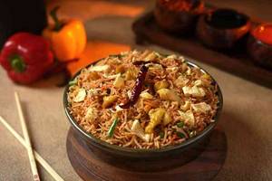 Egg Chicken Chilli Garlic Fried Rice