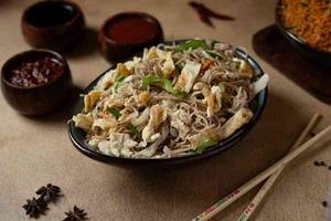 Egg Hakka Noodles