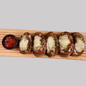 Tomato Olive Bruschetta ( 4 Pcs )