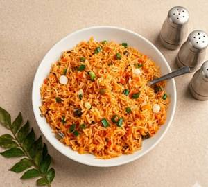 Mix Veg Schezwan Rice (300g - Wok-tossed) - (serves 1)