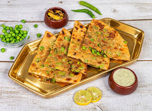 Matar Parantha