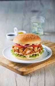 Crispy Peri Peri Fried Chicken Burger