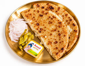 Cheese Chilli Garlic Parantha
