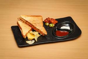 Chicken Schezwan Sandwich