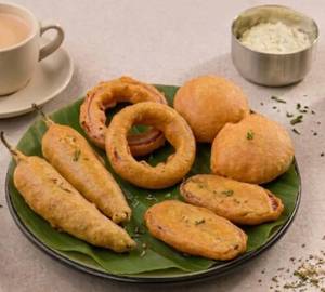 Assorted Bajji Platter [8 Pieces]