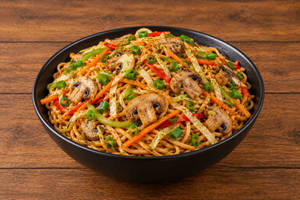 Mushroom Chow Mein