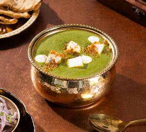 Lehsuni Palak Paneer