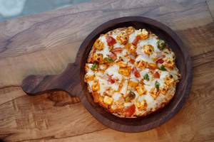 Tandoori Paneer Pizza (medium)