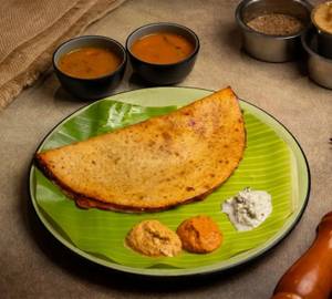Schezwan Paneer Benna Dosai [butter-roasted]