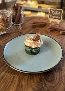 Chocolate Kitkat Cup Cake