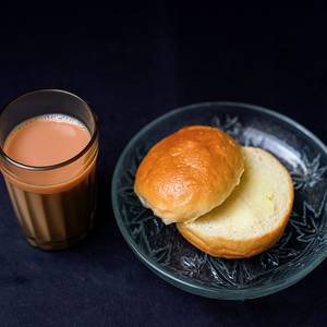 Chai With Bun Maska