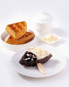 Coco Choco Crunch Waffle