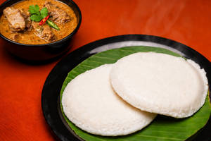 Thatte Idli (2) + Mutton Gravy