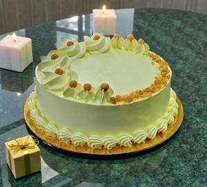 Special Butterscotch Eggless Cake
