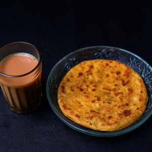 Chai With Paneer Paratha