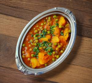 Aalu Matar Ki Sabji