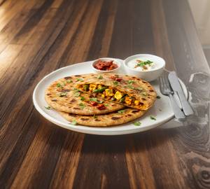 Chulha style paneer paratha