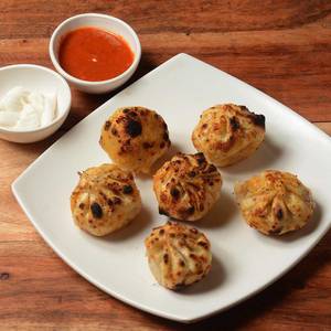 Tandoori Veg Momos (8 Pcs)