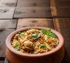 Chciken Dum Biryani [ Full,4 Piece]