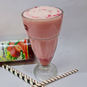 Strawberry Lassi