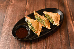 Rajasthani Patties 3 Pcs