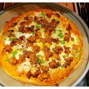 The Spicy Chicken Pizza