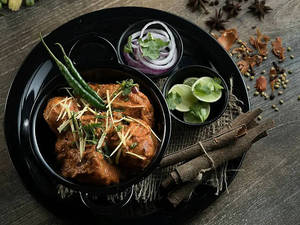 Nong Dum Aloo