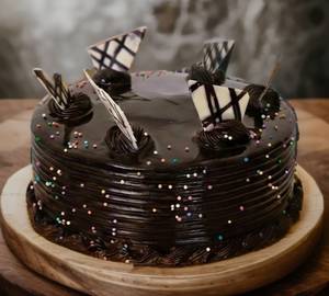 Mini Special Eggless Layered Chocolate Cake -300G