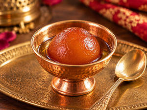Gulab Jamun (1 Pc)