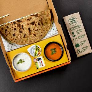 Family Pack of 4 Parathas (Veg)