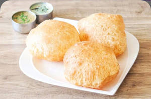 Poori (3 Pcs)