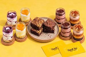 Team Celebration Hamper (12 Treats)