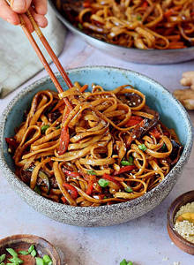 Mix Veg Hot Fried Noodles