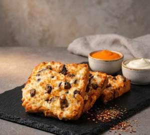 Masala Garlic Bread