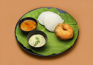 2 Idly 1 Vada