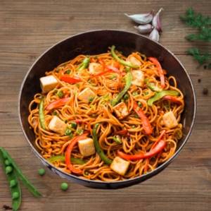 Paneer Chowmein (Per Plate)
