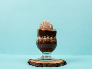 Choco Wafer Sundae