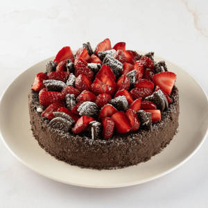 Rich Chocolate Strawberry Cake