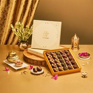 Premium Stuffed Dates Assorted Sweets Box (25 Pc)