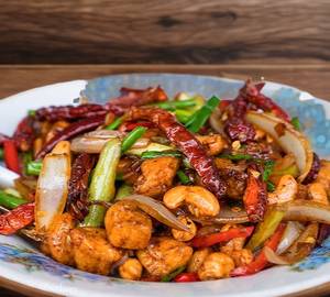 Cashew Nut Chicken + 250 Ml Thumsup