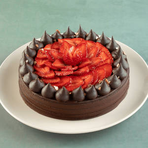 Traditional Chocolate Strawberry Gateau - No Added Sugar