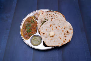Rajma  with Aloo Kulche