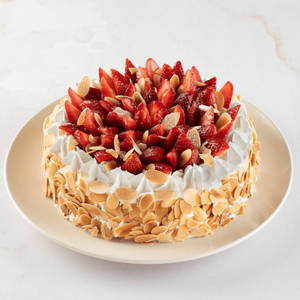 Strawberry Almond Gateau