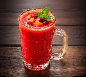 Fresh Carrot And Beetroot Mix juice